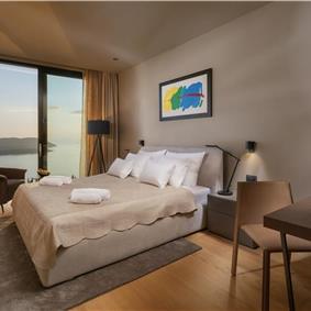 Luxury 5-Bedroom Sea-View Villa with Heated Infinity Pool in Orasac near Dubrovnik – Sleeps 10